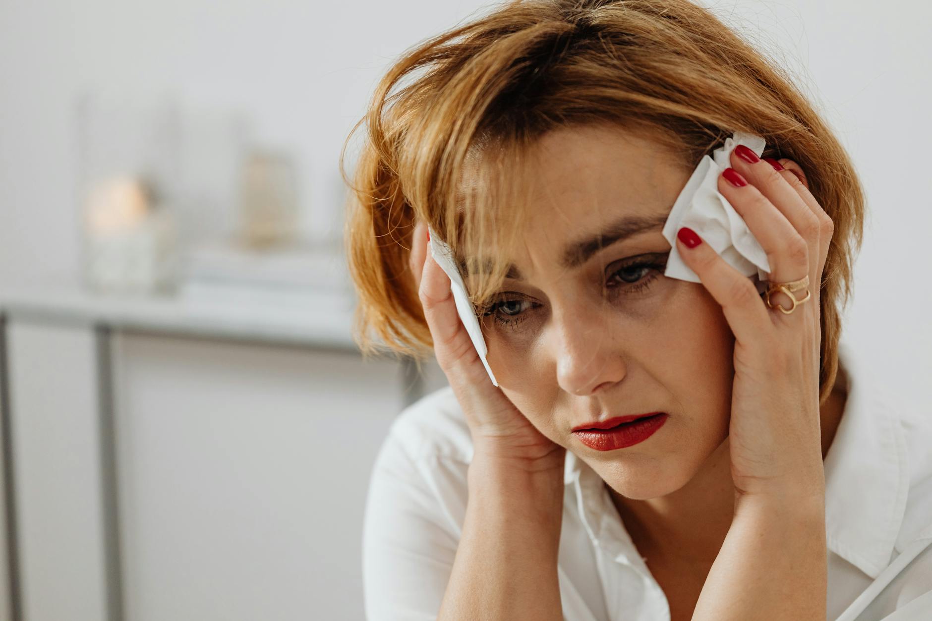Hogyan befolyásolja a stressz és az alvásminőség a gombás fertőzések kialakulását?